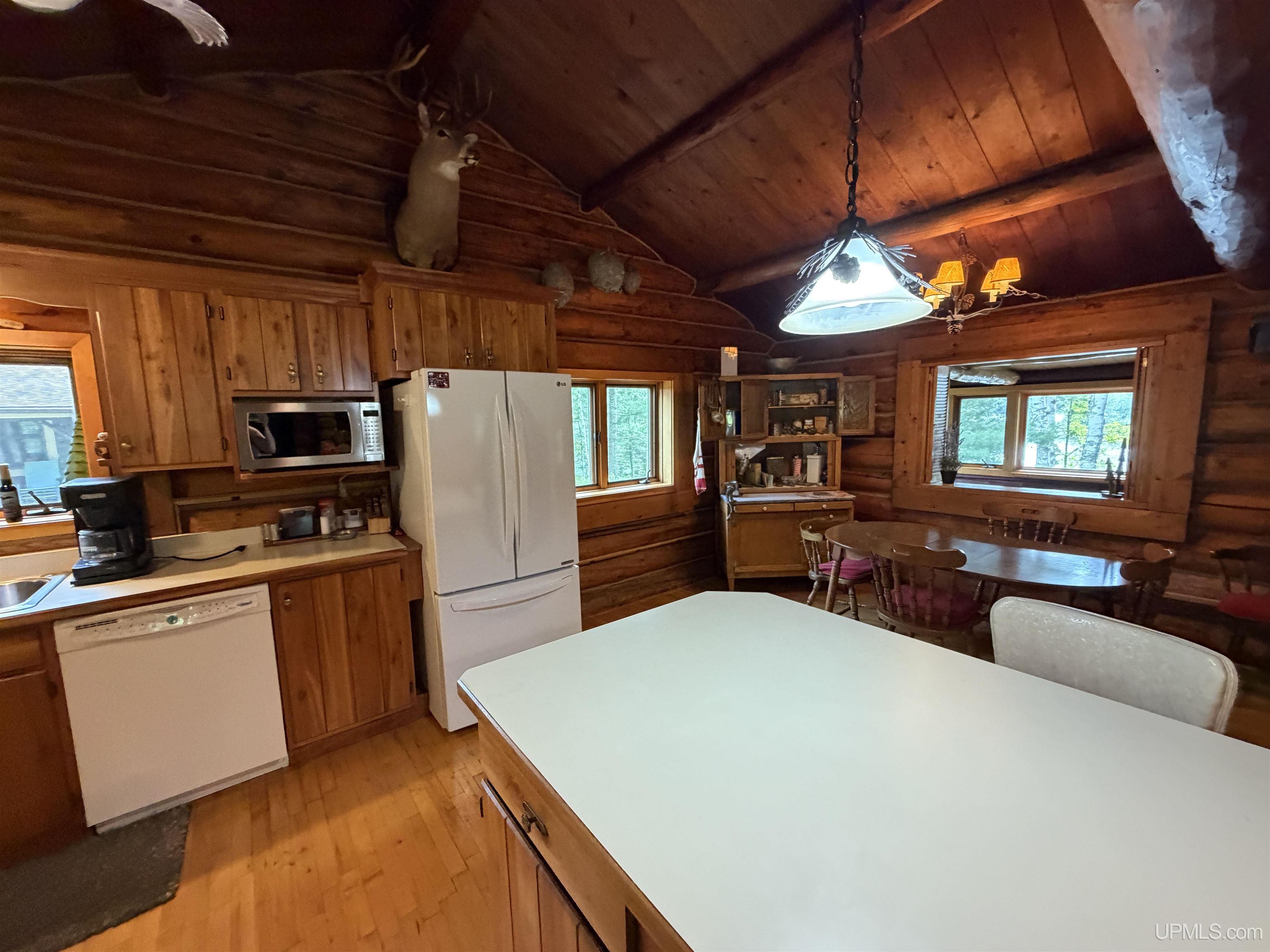 1798 Chief Lake Road Republic, MI 49879 - Photo 19 of 99