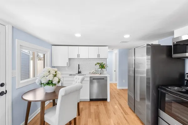 $399,000 | 6 Wildwood Avenue, Wareham, MA 02571