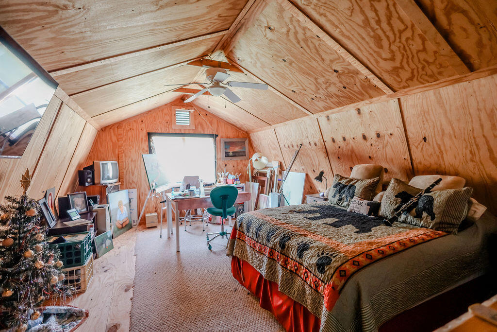 121 Allen Cope Road Frenchburg, KY 40322 - Photo 49 of 73 menifee(36)