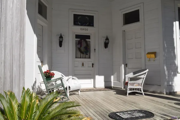 $375,000 | 10400 Highway 182, Franklin, LA 70538