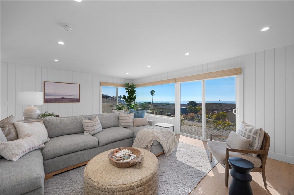 1805 Arriba Linda San Clemente, CA 92672 - Photo 5 of 50 a living room with furniture and a large window