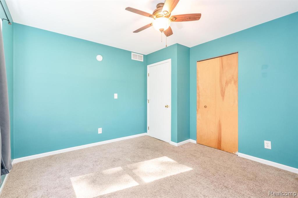 45171 Dunn Road Belleville, MI 48111 - Photo 31 of 52