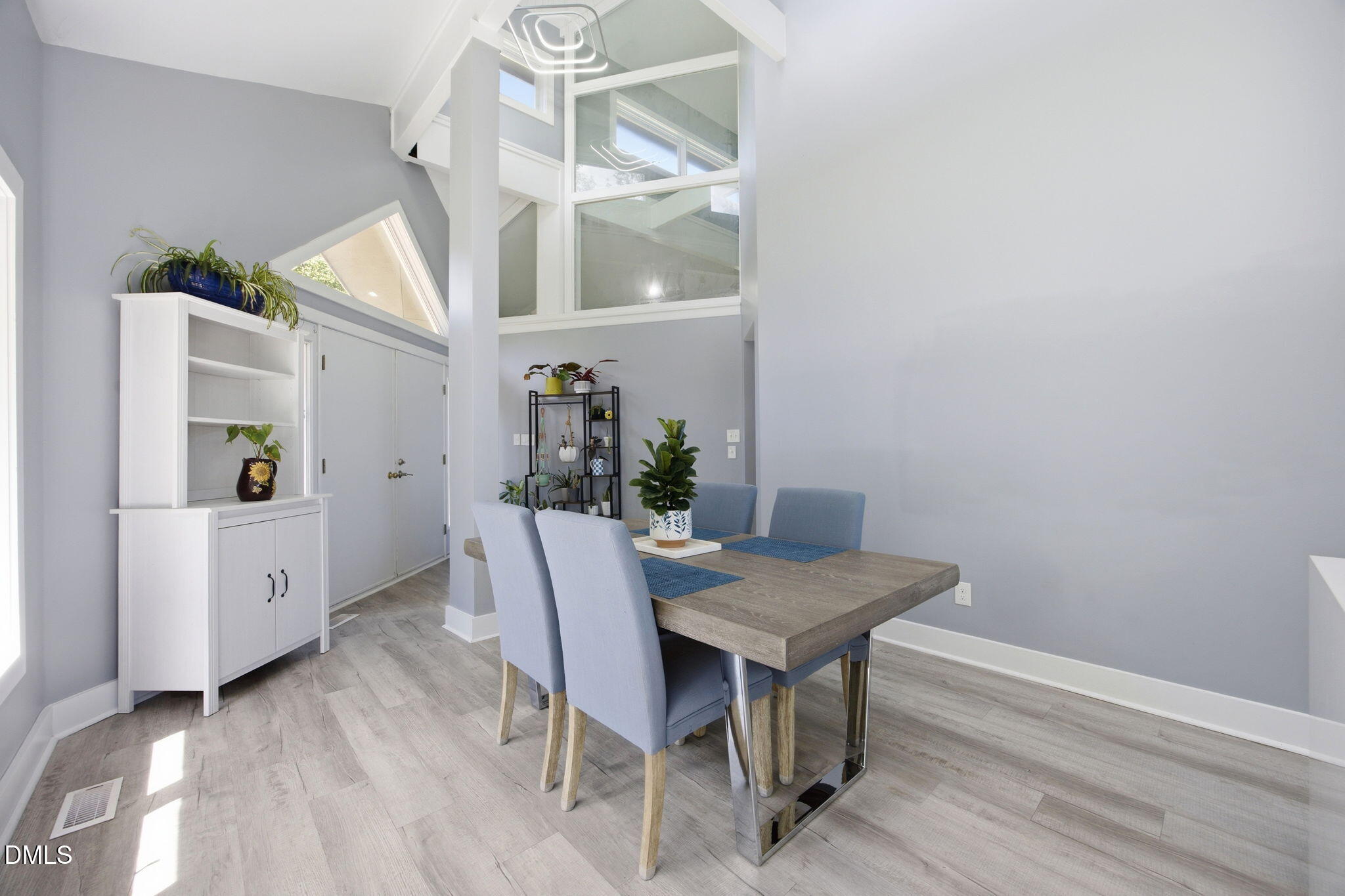 8308 Belgium Drive Raleigh, NC 27606 - Photo 15 of 48 Dining