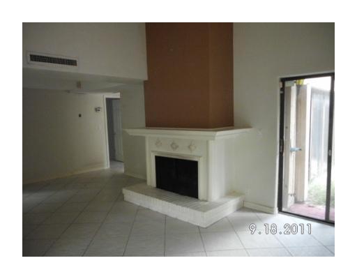 6636 Patio Lane Boca Raton, FL 33433 - Photo 7 of 12 Additional Photo