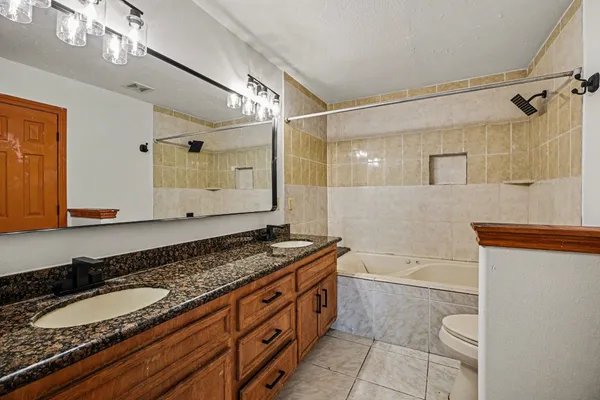 $2,200 | 507 Ave F, South Houston, TX 77587