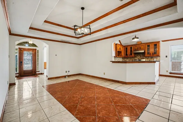 $2,200 | 507 Ave F, South Houston, TX 77587