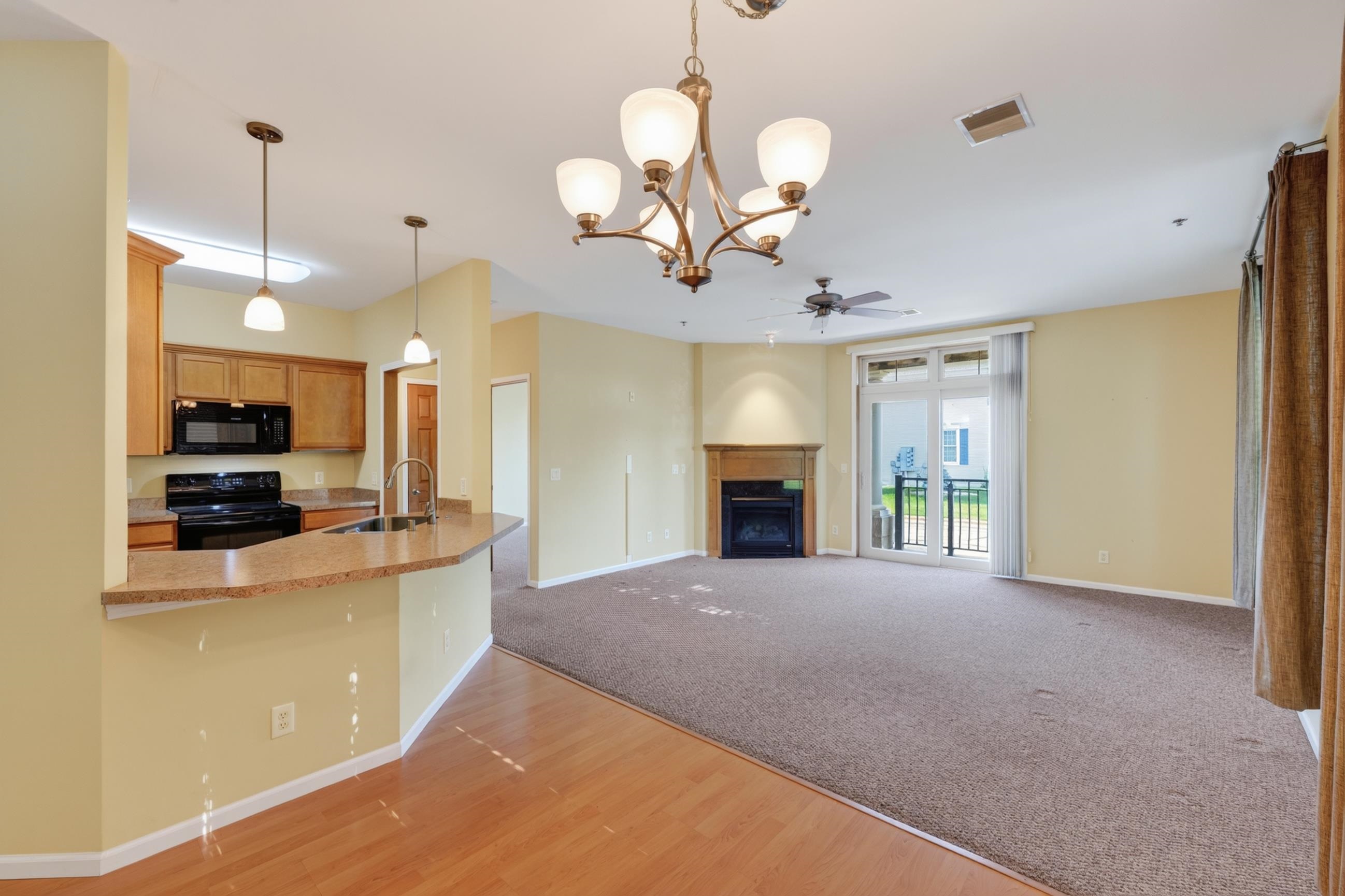2581 Smiths, Unit 101 Sun Prairie, WI 53590 - Photo 14 of 41 Gallery Image 14