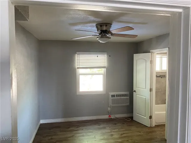 $895 | 1109 Stewart Avenue, Unit 202, Las Vegas, NV 89101