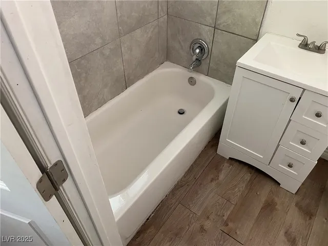 $895 | 1109 Stewart Avenue, Unit 202, Las Vegas, NV 89101