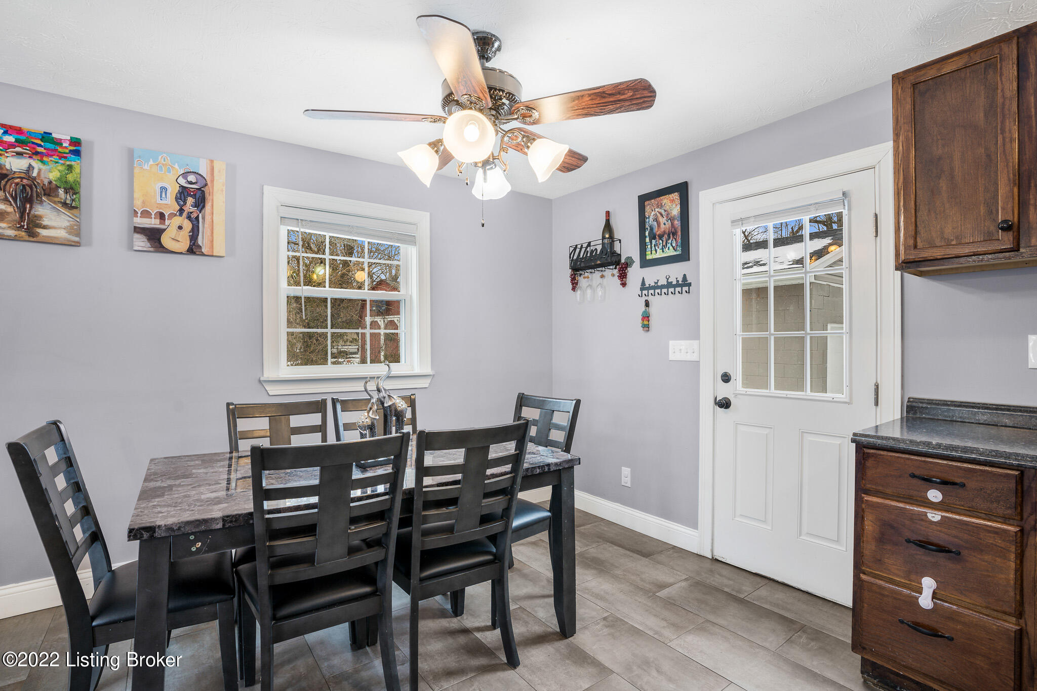 9303 New Maple Road Louisville, KY 40229 - Photo 12 of 28 DSC09778-2