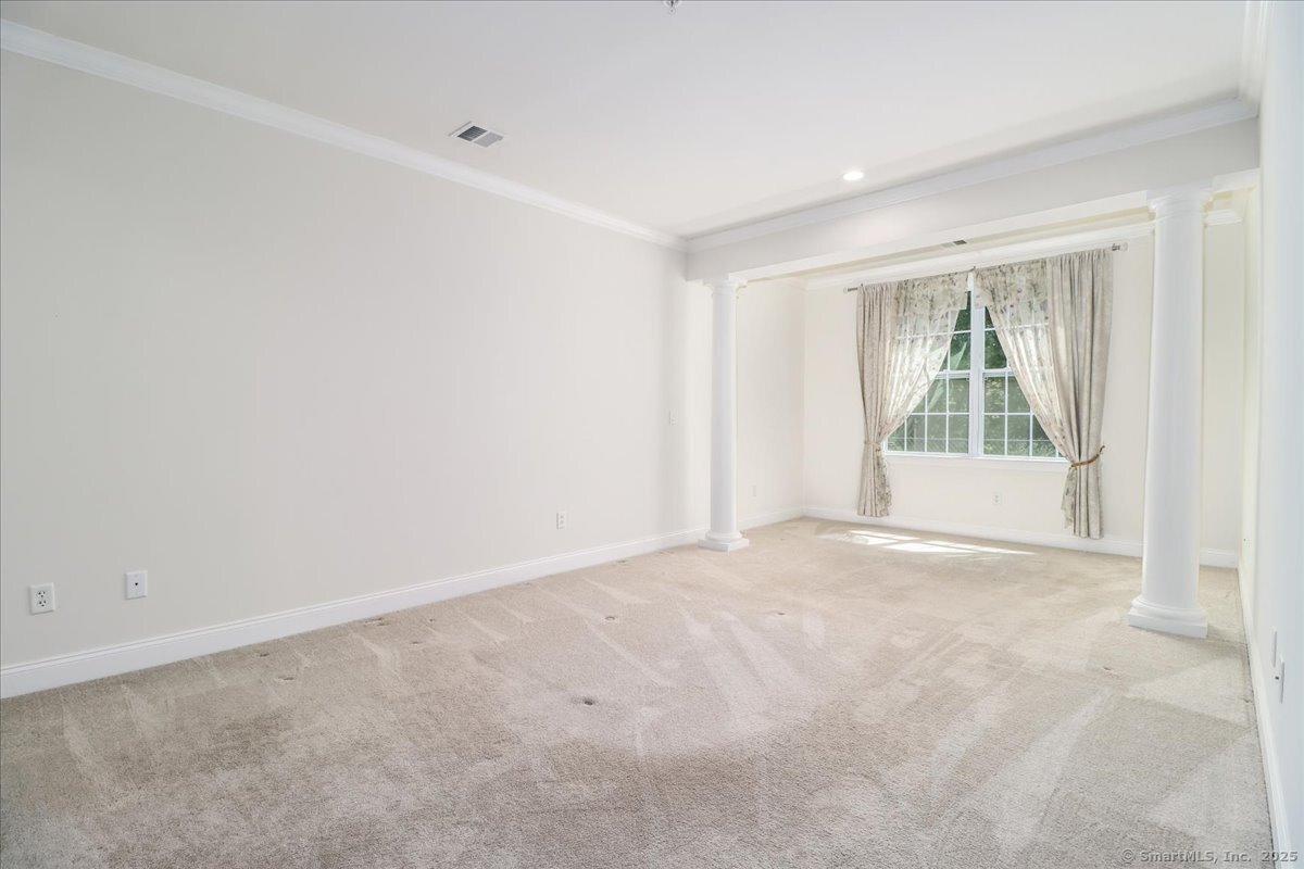 603 Brookside Court, Unit 603 Newtown, CT 06470 - Photo 20 of 40 Primary bedroom