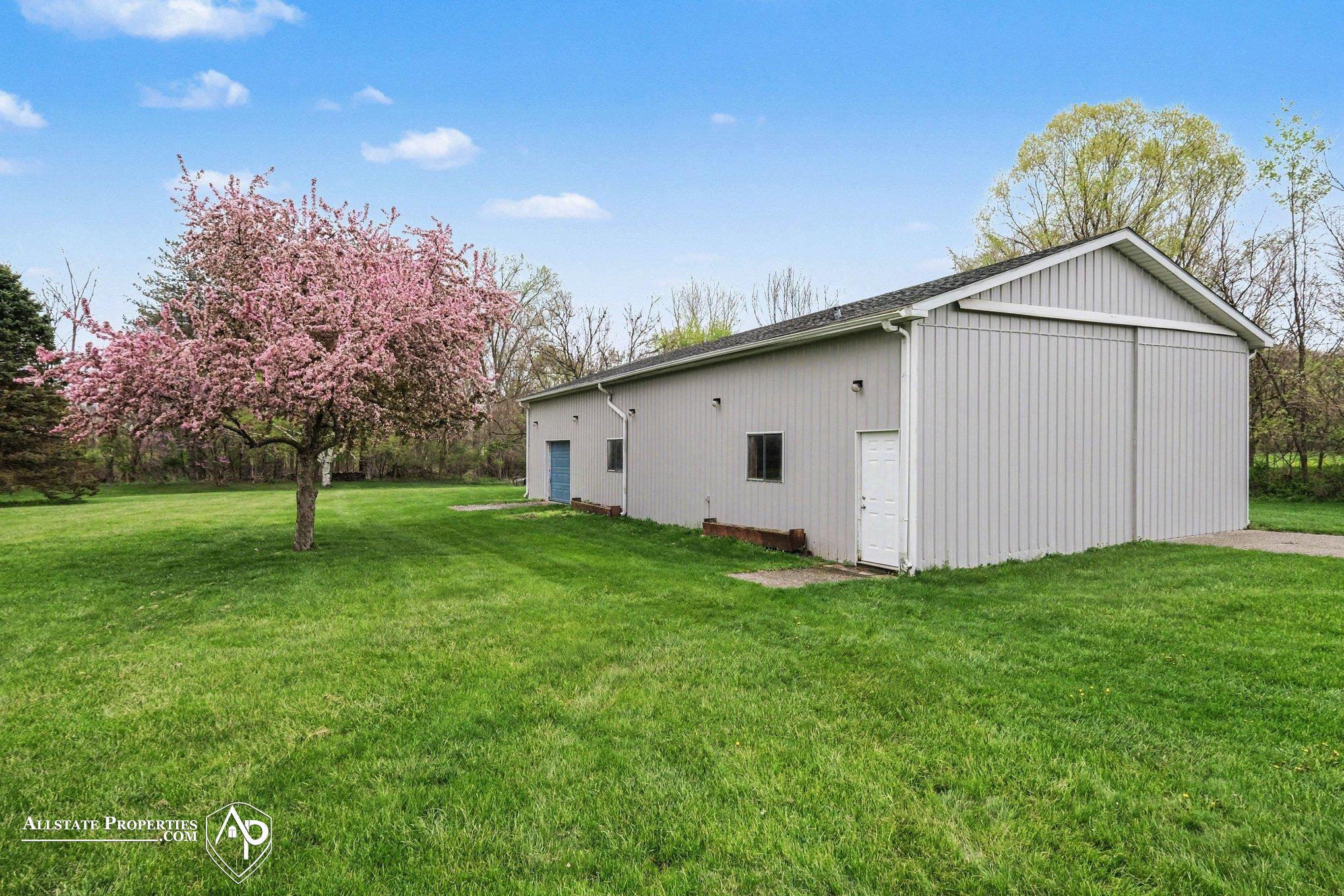 12301 South New Lothrop Road Byron, MI 48418 - Photo 20 of 27