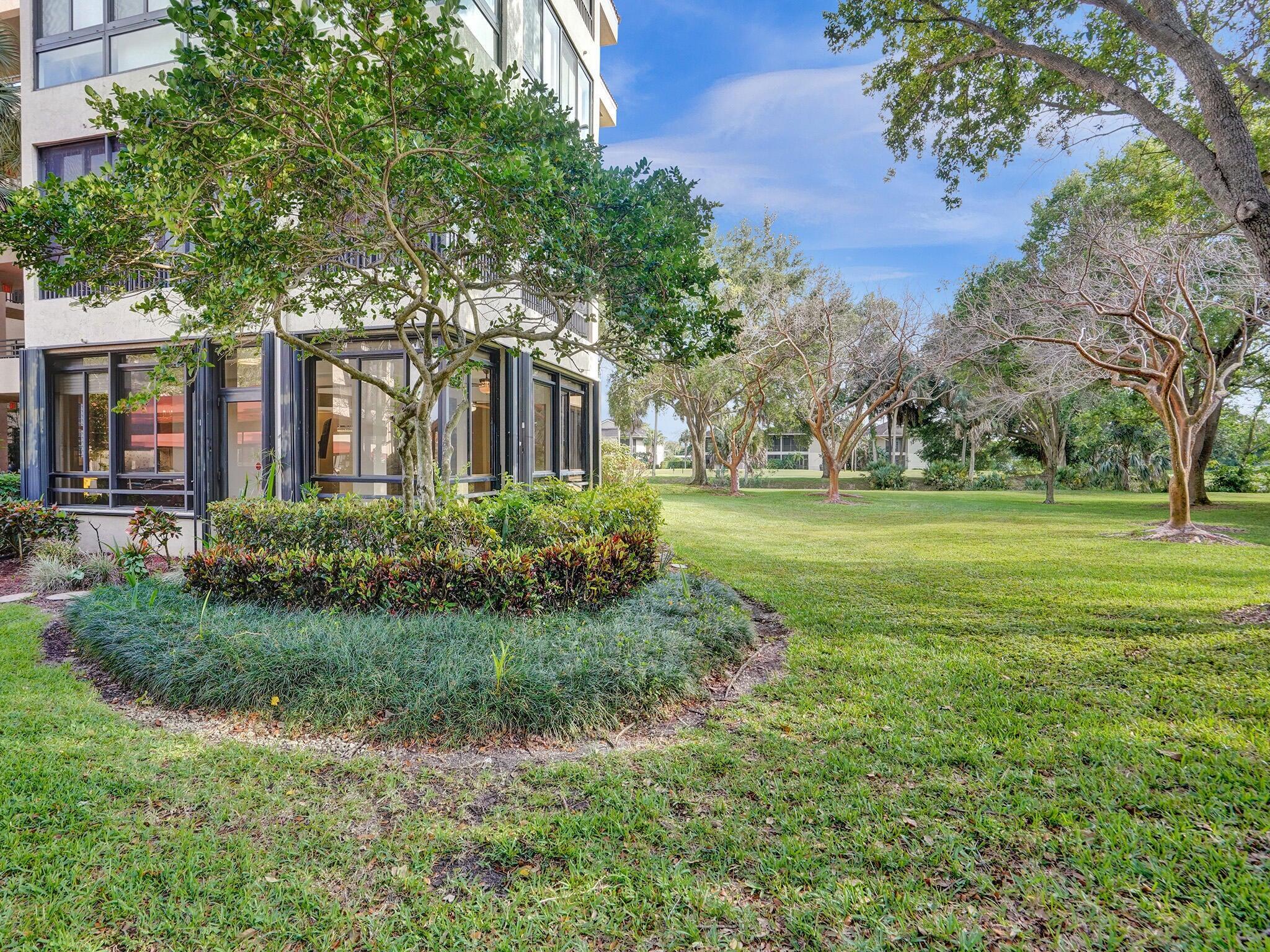 7546 La Paz Boulevard, Unit 108 Boca Raton, FL 33433 - Photo 4 of 33 20240328170245880485000000-o