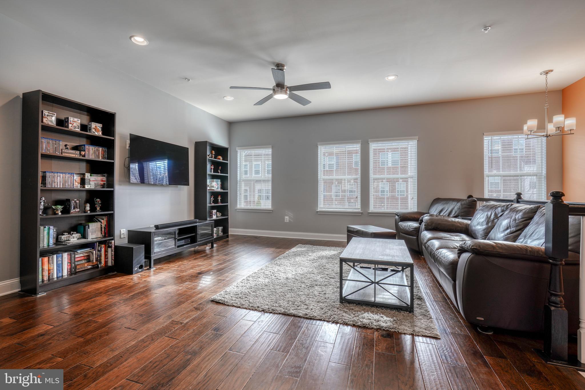 1067 Red Clover Road Gambrills, MD 21054 - Photo 4 of 57 Gallery Image 4