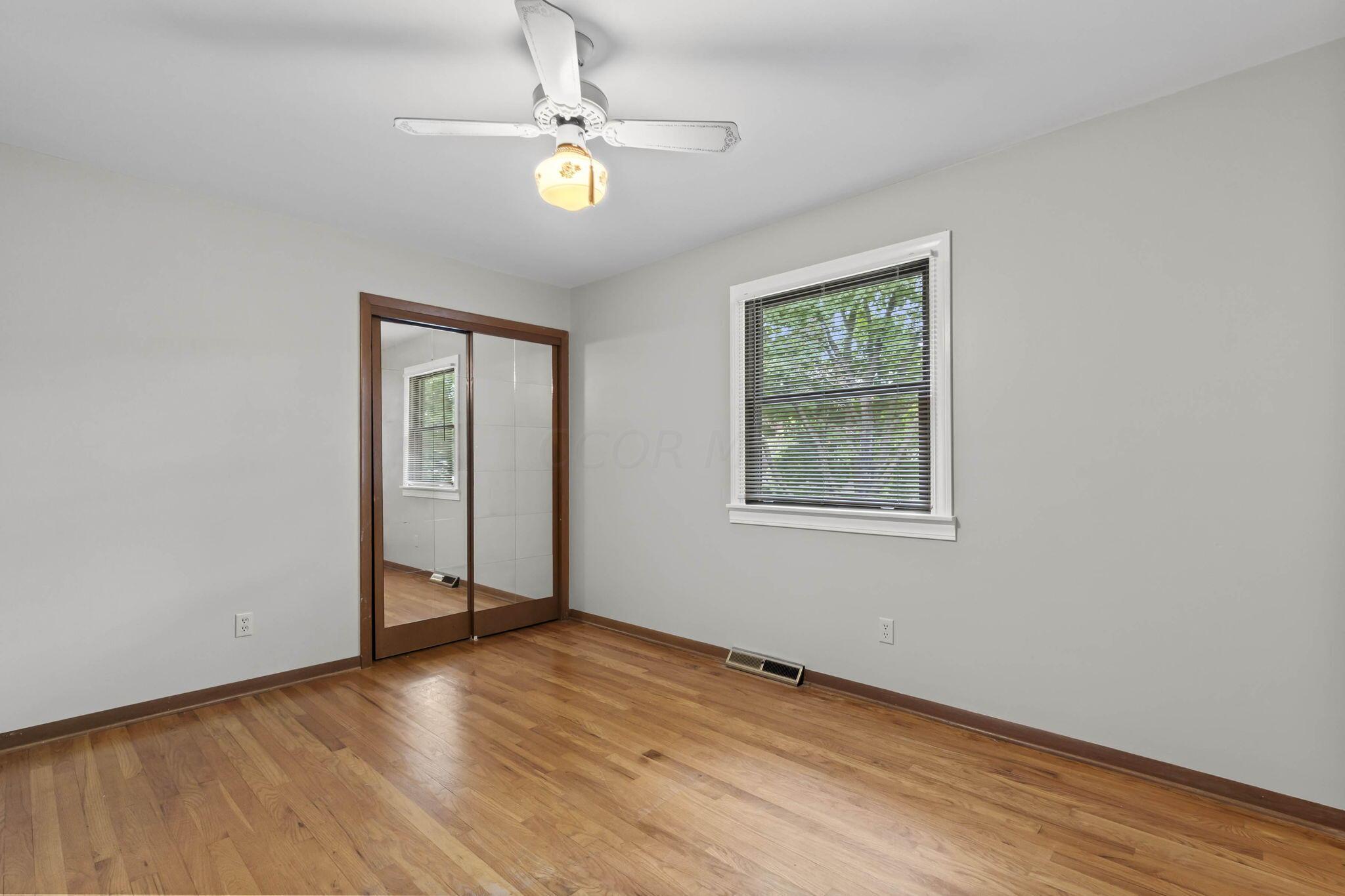 999 Birchmont Road Columbus, OH 43220 - Photo 33 of 53 Bedroom 4