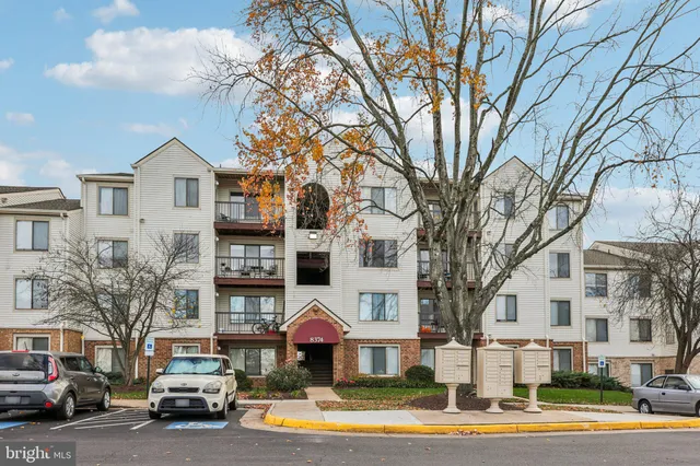 $214,900 | 8374 Buttress Lane, Unit 202, Manassas, VA 20110