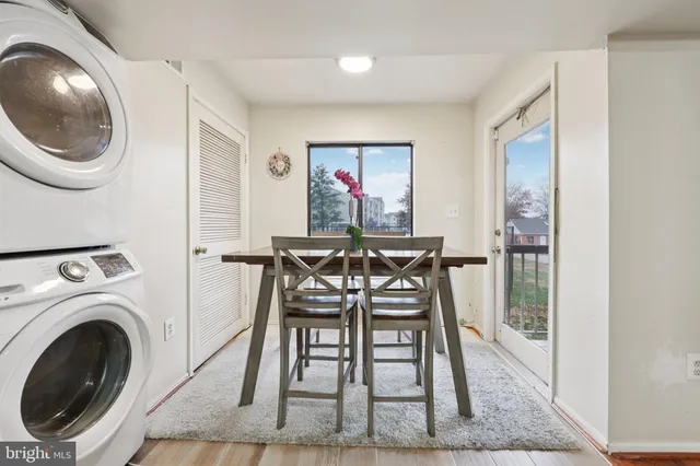 $214,900 | 8374 Buttress Lane, Unit 202, Manassas, VA 20110