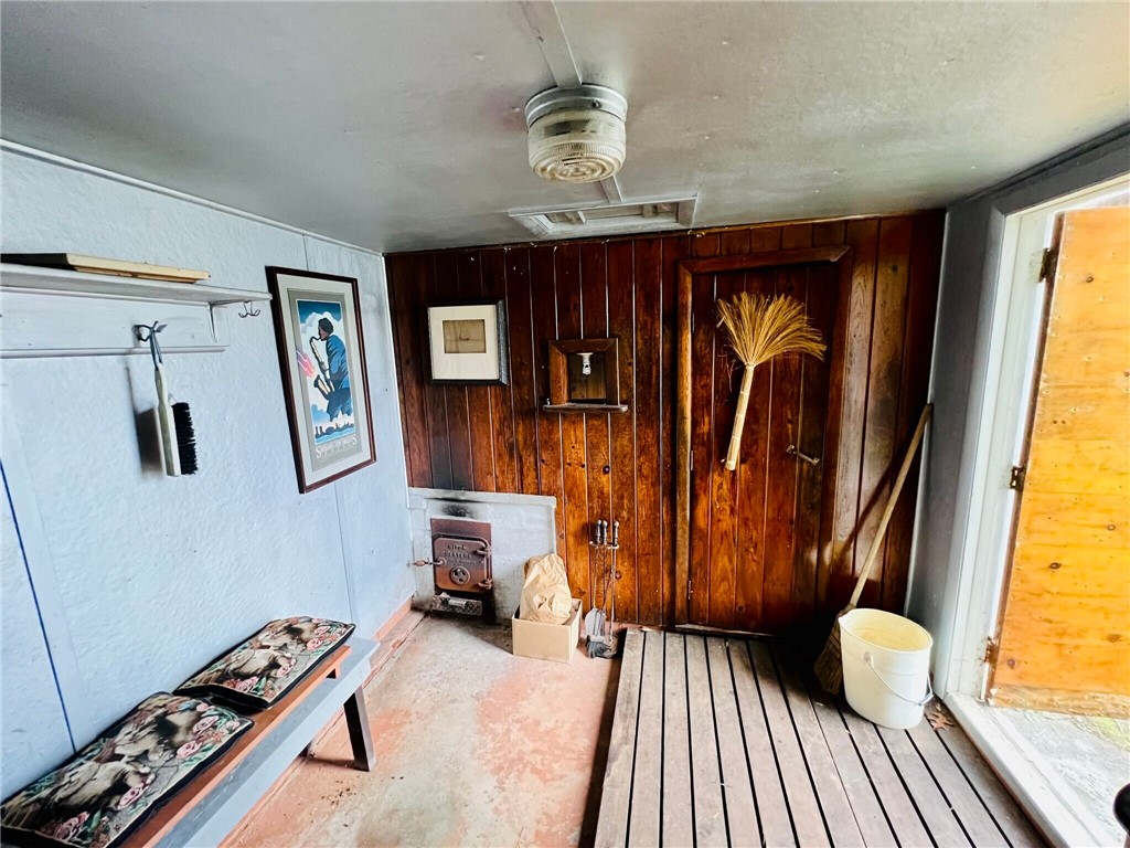 45 Hanna's Road Charlestown, RI 02813 - Photo 7 of 8