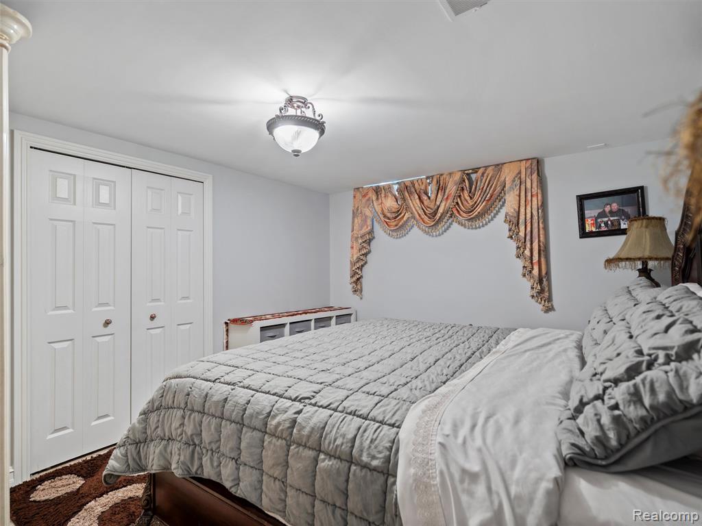 55589 Raspberry Drive Macomb, MI 48042 - Photo 35 of 40 Gallery Image 35