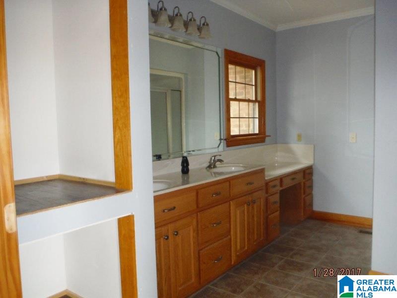 10430 County Road 19 Centre, AL 35960 - Photo 25 of 37