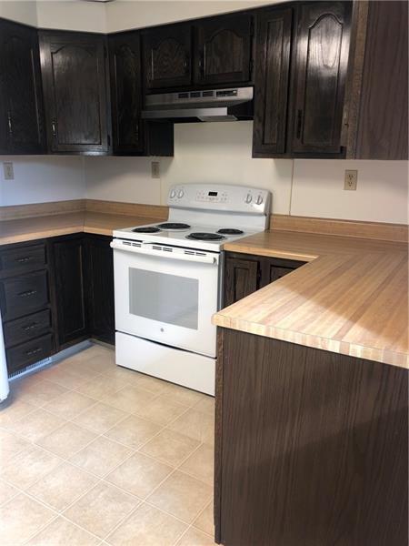 22 Hemlock Street Ellsworth, PA 15331 - Photo 5 of 23 Another view of the kitchen!