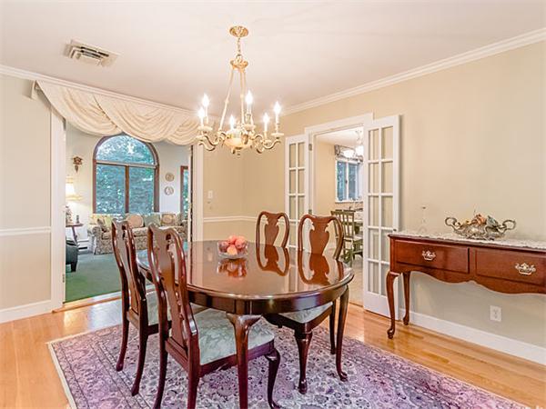 18 Nardone Road Newton, MA 02459 - Photo 5 of 24