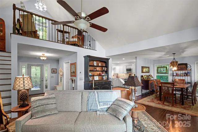 $675,000 | 270 Ridge Drive, Saluda, NC 28773