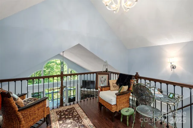 $675,000 | 270 Ridge Drive, Saluda, NC 28773