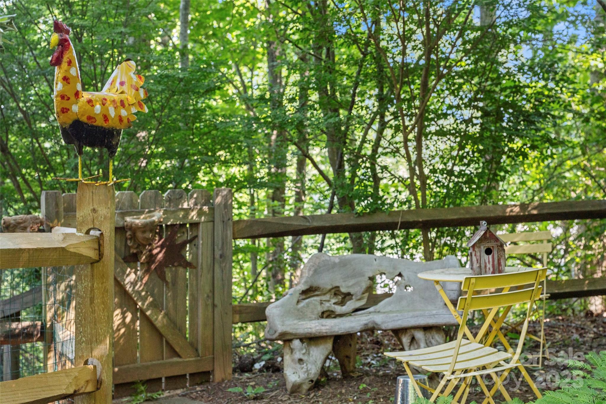 270 Ridge Drive Saluda, NC 28773 - Photo 10 of 32 a view of a chairs and table in patio