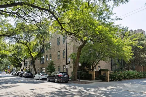 $799,900 | 2100 North Racine Avenue, Unit 3D, Chicago, IL 60614