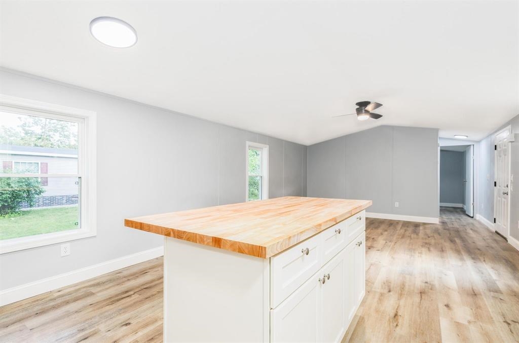 311 Friar Tuck Drive Exeter, NH 03833 - Photo 9 of 23