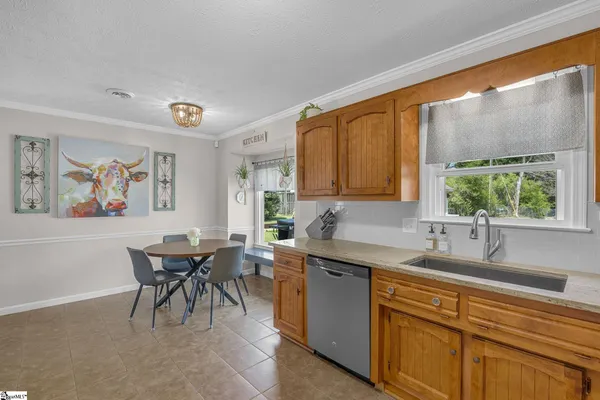 $379,900 | 105 Yorktown Court, Easley, SC 29642