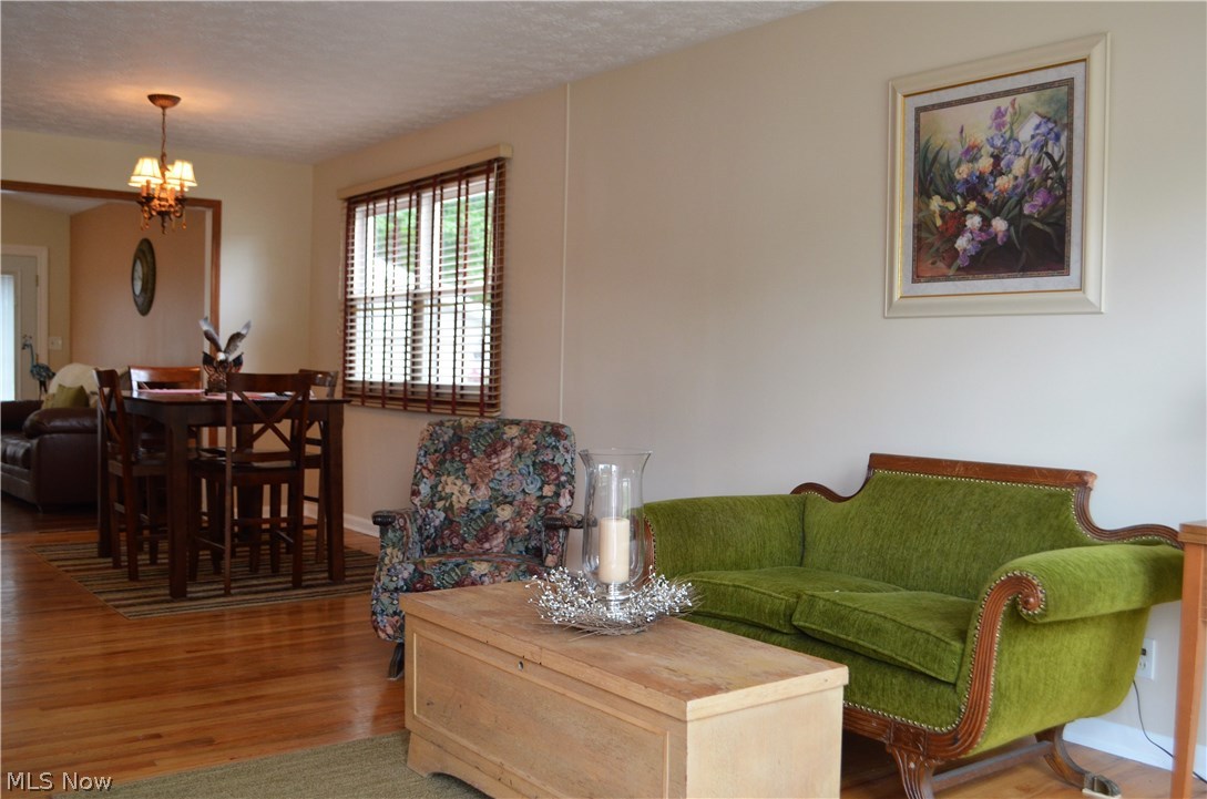 3992 Kenneth Road Stow, OH 44224 - Photo 4 of 27