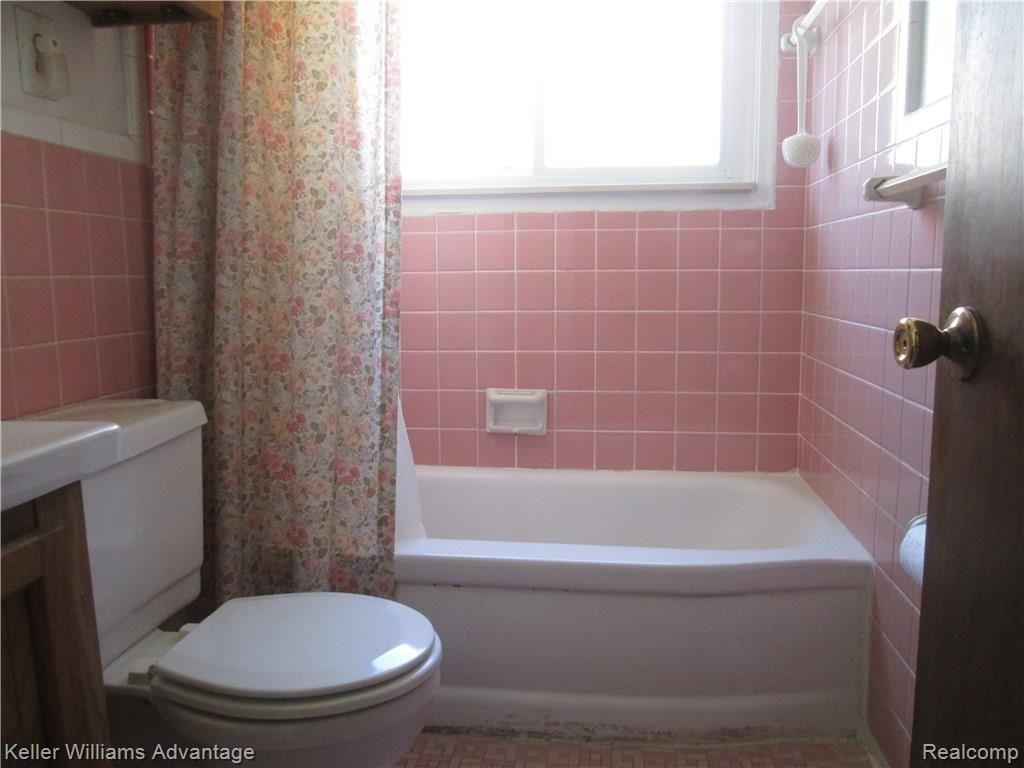 23680 Meadowbrook Road Novi, MI 48375 - Photo 20 of 34