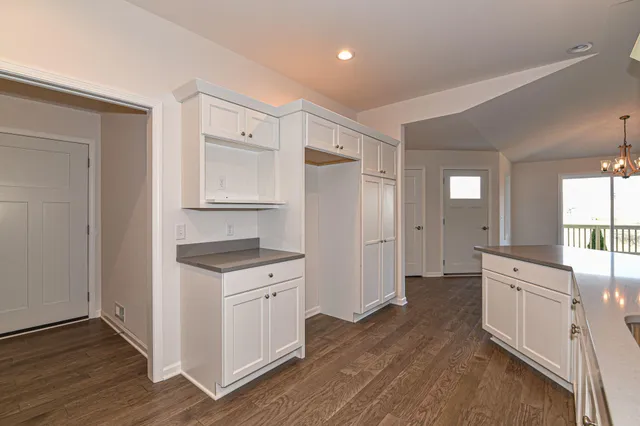 $442,900 | 313 Trailview Court, Unit 34, Waterford, WI 53185