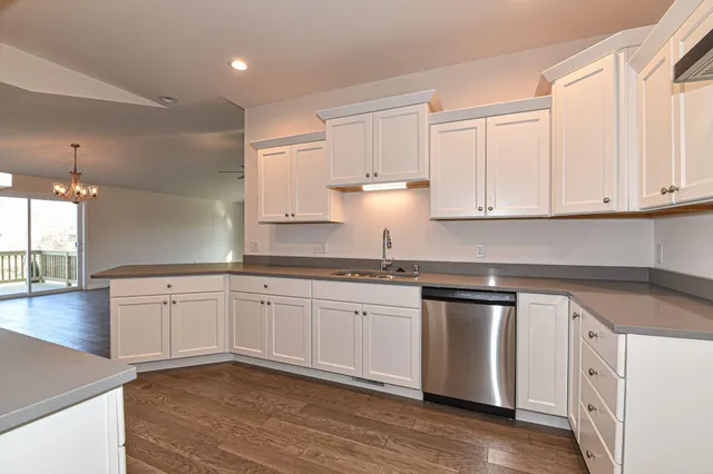 $442,900 | 313 Trailview Court, Unit 34, Waterford, WI 53185