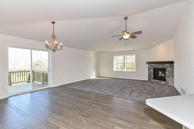 $442,900 | 313 Trailview Court, Unit 34, Waterford, WI 53185