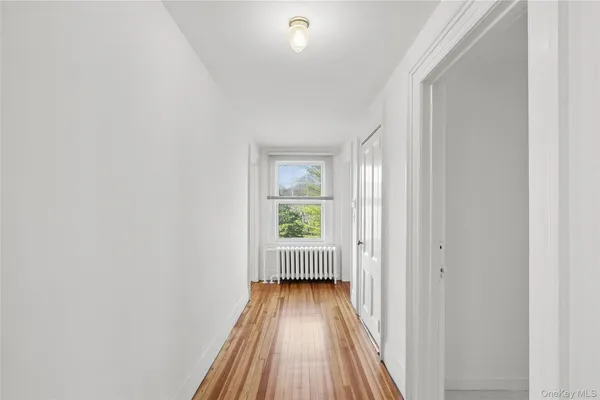 $4,750 | 208 Wheatley Road, Old Westbury, NY 11568