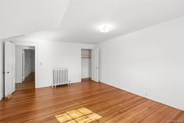$4,750 | 208 Wheatley Road, Old Westbury, NY 11568