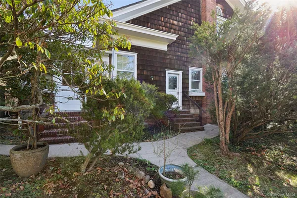 $4,750 | 208 Wheatley Road, Old Westbury, NY 11568