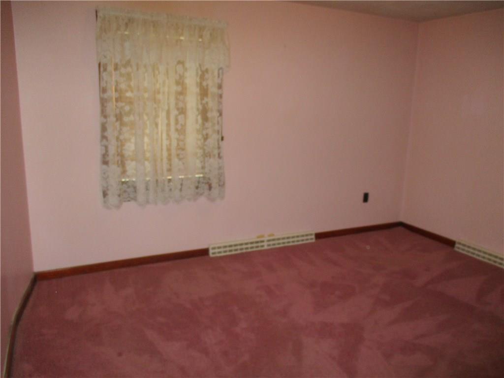 2427 Ridge Rd Extension Ambridge, PA 15003 - Photo 6 of 7 Gallery Image 6
