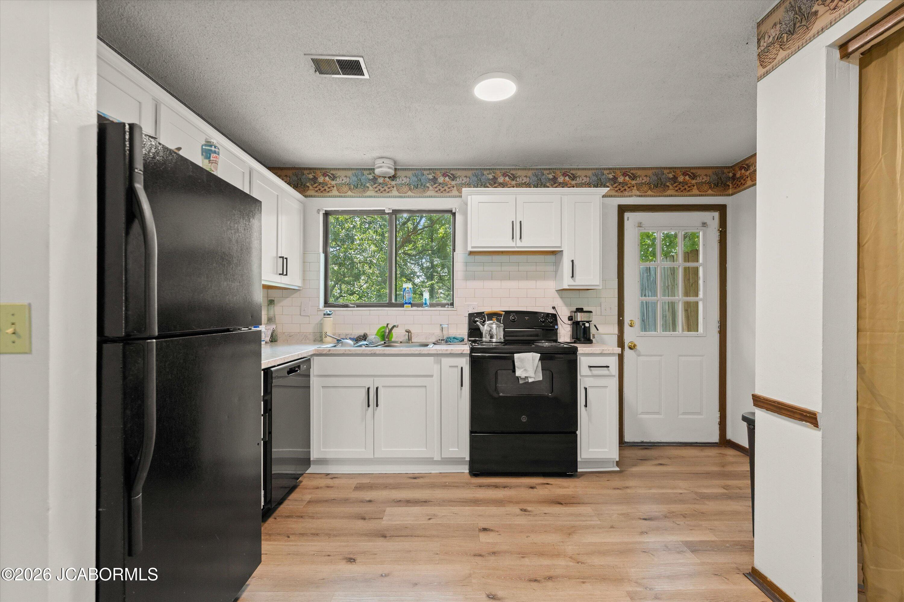 3229 Cassidy Road Jefferson City, MO 65101 - Photo 14 of 43