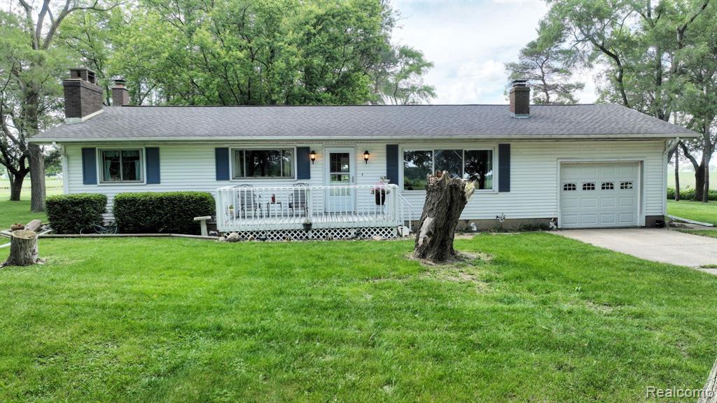 9195 Shipman Road Corunna, MI 48817 - Photo 1 of 31