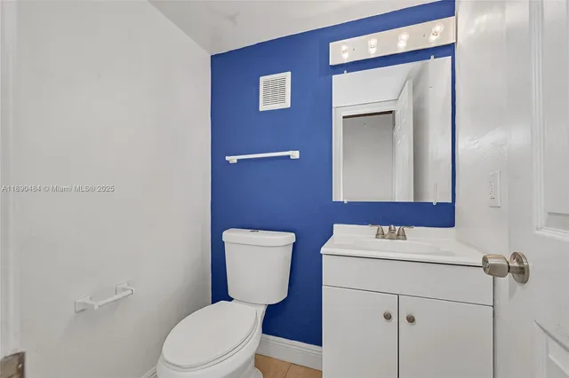 $375,000 | 6161 Northwest 31st Terrace, Fort Lauderdale, FL 33309