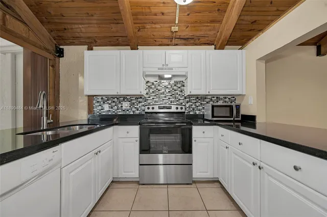 $375,000 | 6161 Northwest 31st Terrace, Fort Lauderdale, FL 33309