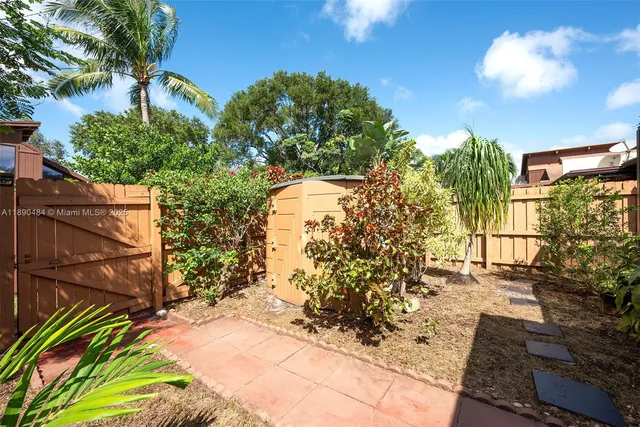 $375,000 | 6161 Northwest 31st Terrace, Fort Lauderdale, FL 33309