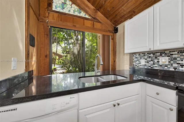 $375,000 | 6161 Northwest 31st Terrace, Fort Lauderdale, FL 33309