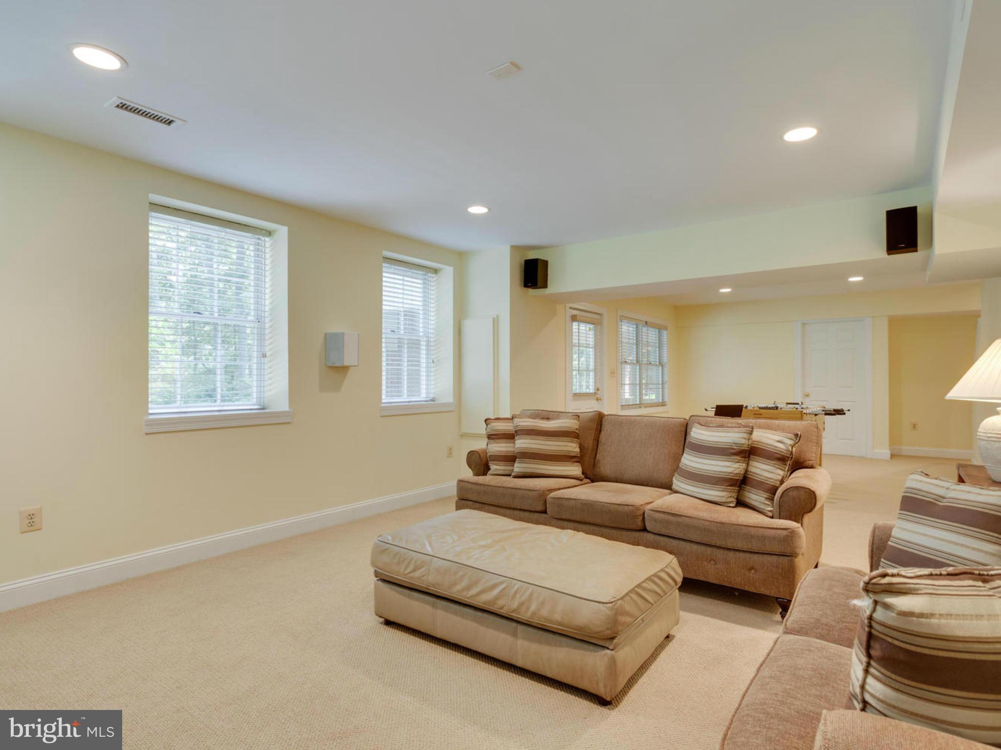 2082 Hunters Crest Way Vienna, VA 22181 - Photo 21 of 30 Basement