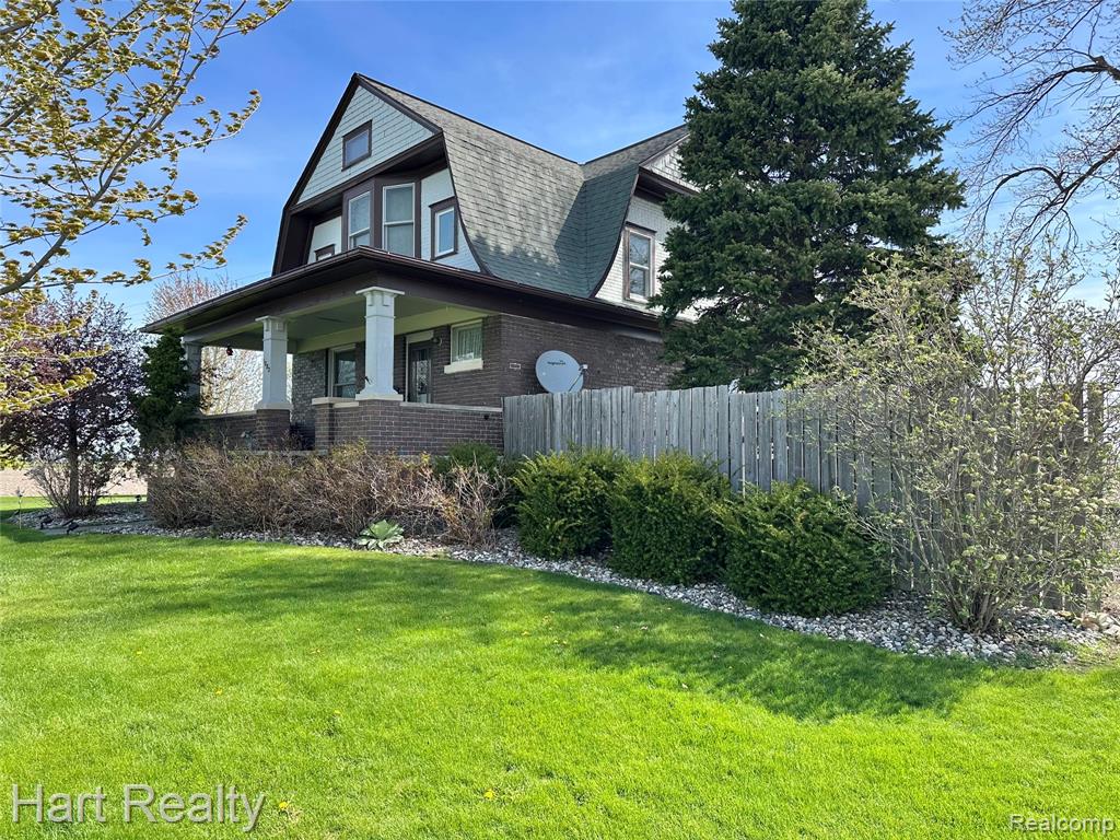 1083 South Van Buren Road Reese, MI 48757 - Photo 2 of 33