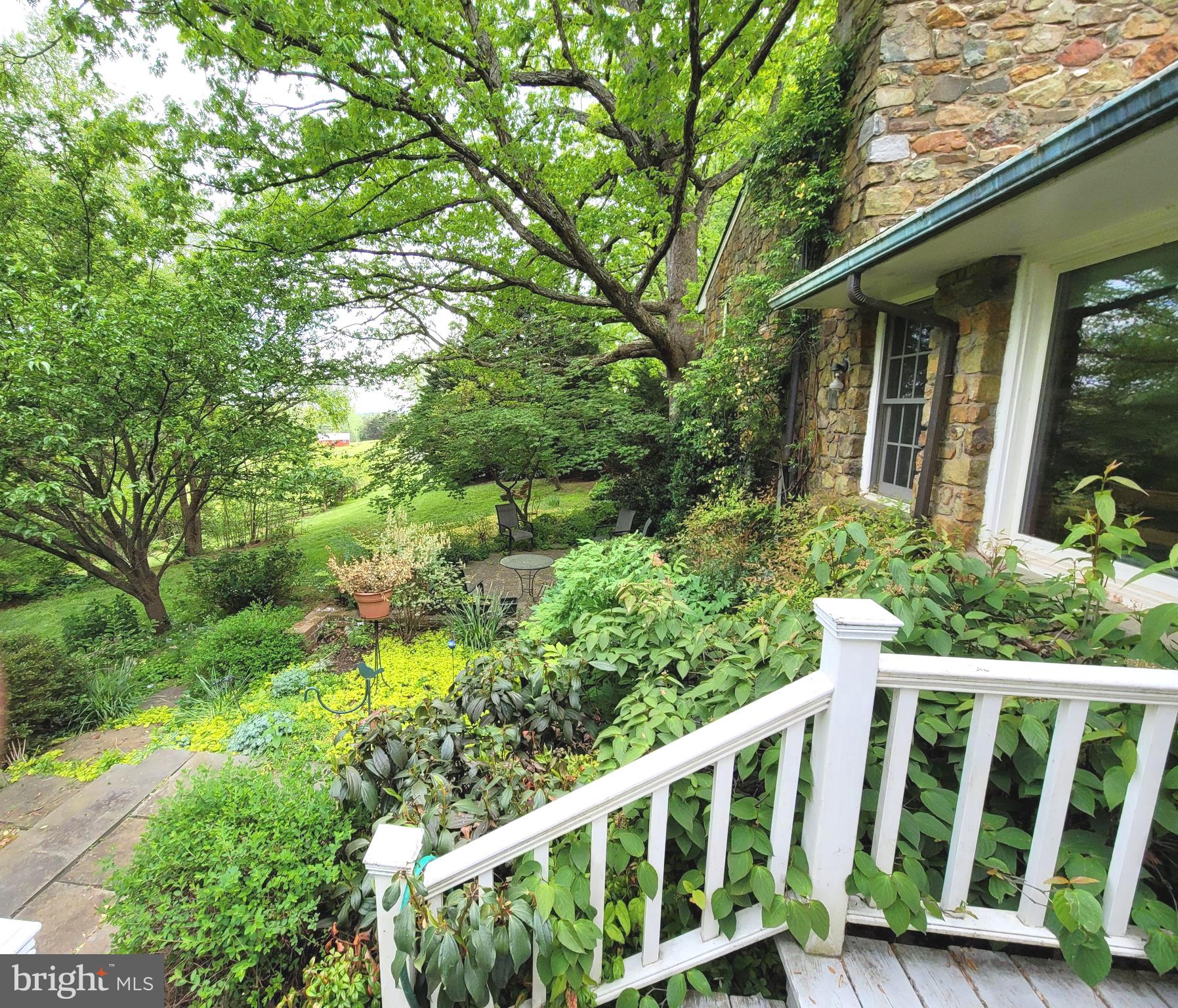 8415 Lees Ridge Road Warrenton, VA 20186 - Photo 11 of 81 Majestic gardens in the spring